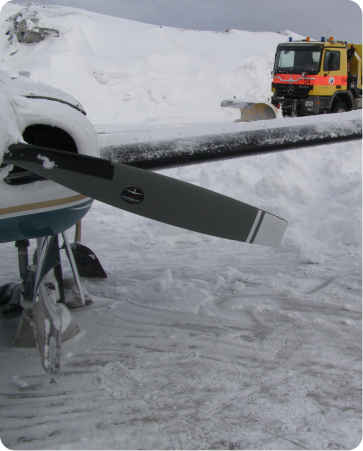 Detail opraveného motoru a vrtule